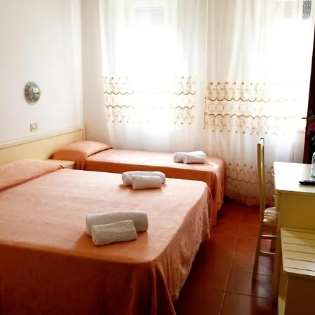 In Guest - New Cirene Triple Comfort With Full Rimini