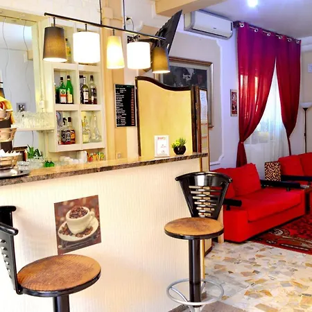 In Guest - New Cirene Triple Comfort With Full Ρίμινι