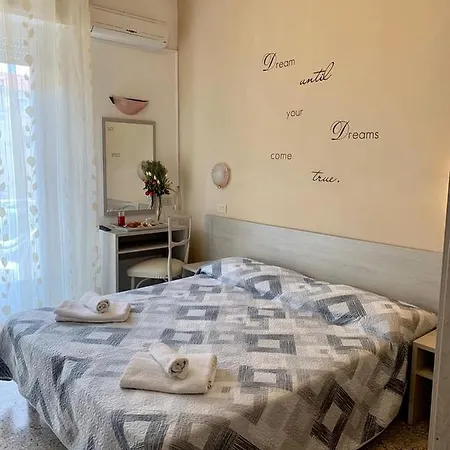 In Guest - New Cirene Triple Comfort With Full